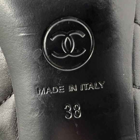 Chanel Black Quilted Leather Cap Toe Ankle Boots Size 38 EU Fall Boots - Picture 8 of 10